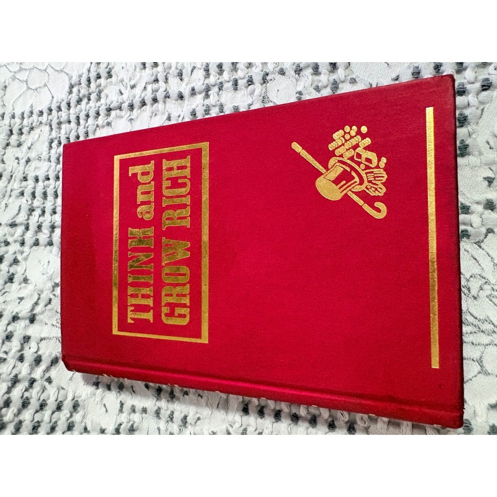 Think and Grow Rich Napoleon Hill Red‎ Hardcover Gold Foil Foundation Edition